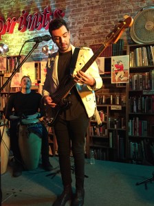 Robbie Arnett live at Fingerprints Music. 1/27/2015.